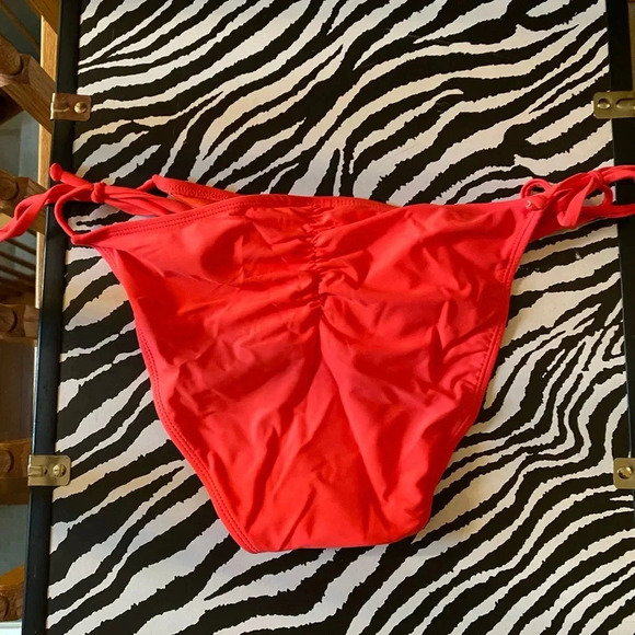Bikini bottoms NWT - Picture 4 of 4